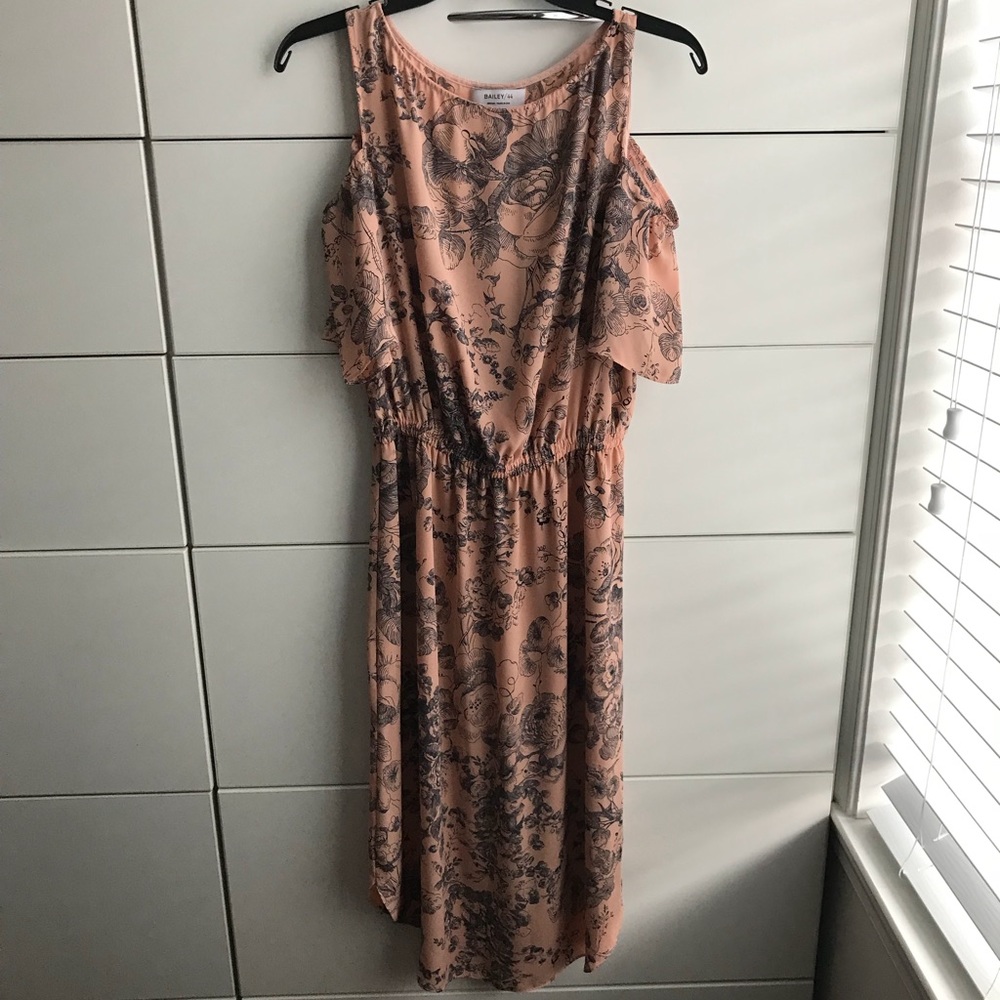 Cold shoulder light pink midi dress